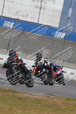 media/Nov-26-2022-Fastrack Riders (Sat) [[b001e85eef]]/Level 1/Session 3 Outside Turn 9/